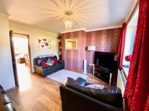 Lounge- click for photo gallery